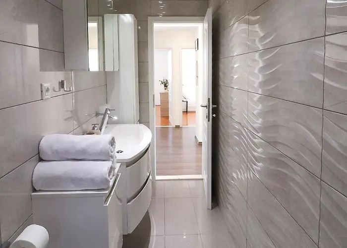 Center Sunset Penthouse 斯普利特