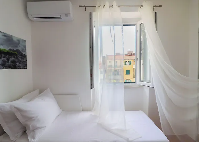 Center Sunset Penthouse 公寓