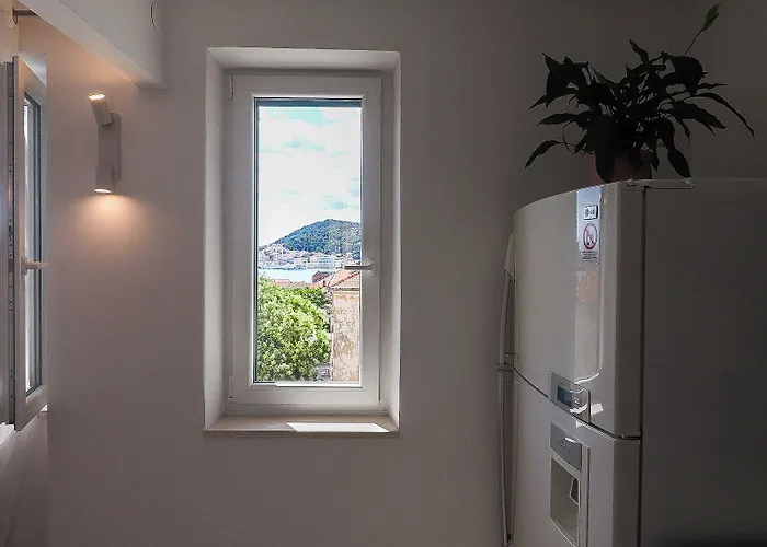 Center Sunset Penthouse 公寓