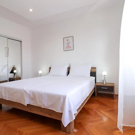 Center Sunset Penthouse سبليت