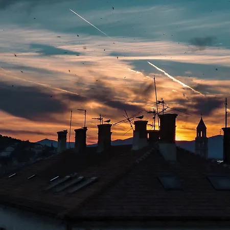 Апартаменти Center Sunset Penthouse *