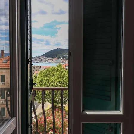 شقة Center Sunset Penthouse